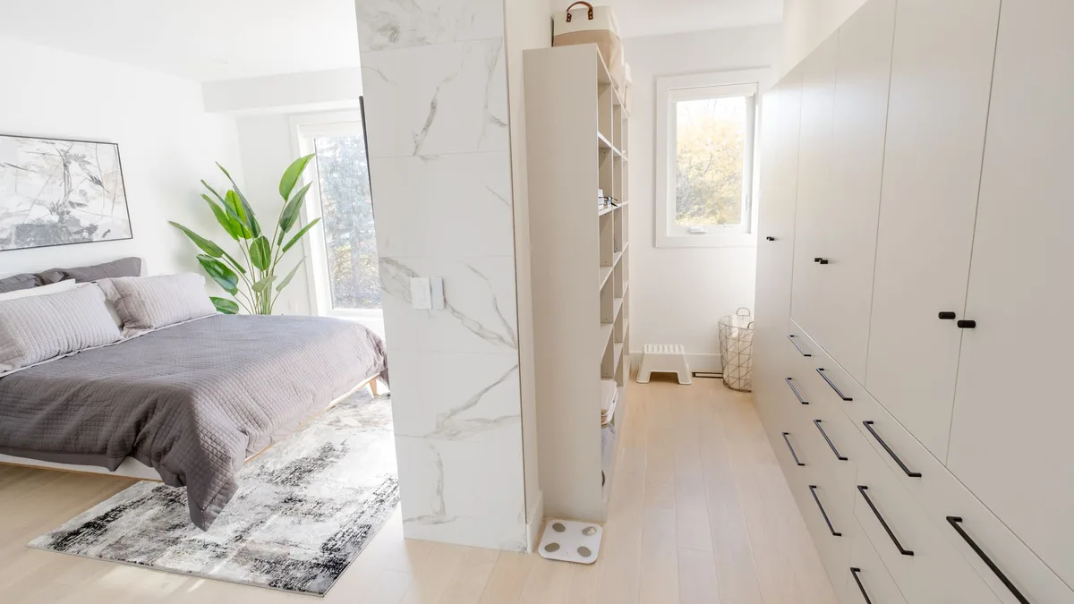 suite parentale avec salle de bain et dressing — Suite parentale avec salle de bain et dressing : mode d’emploi