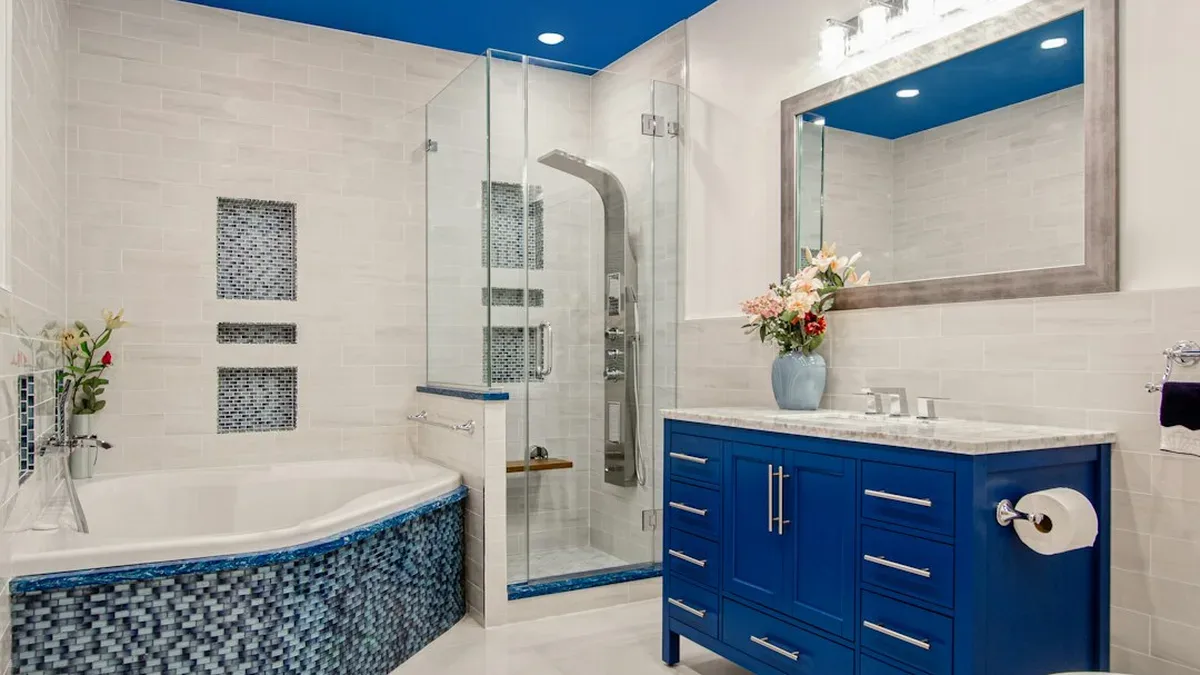 couleur de salle de bain tendance — Couleur de salle de bain tendance : définition, effets et limites