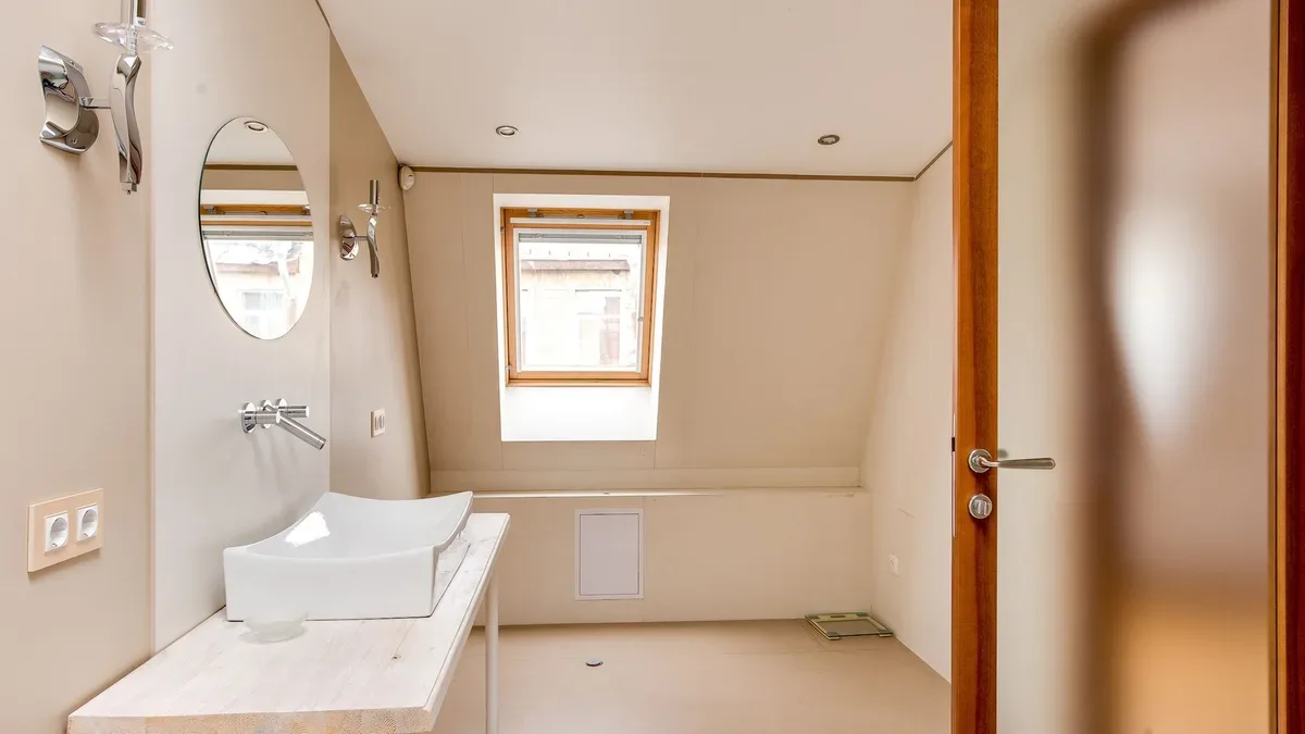 salle de bain sous les combles — Salle de bain sous les combles : ce qu’il faut savoir