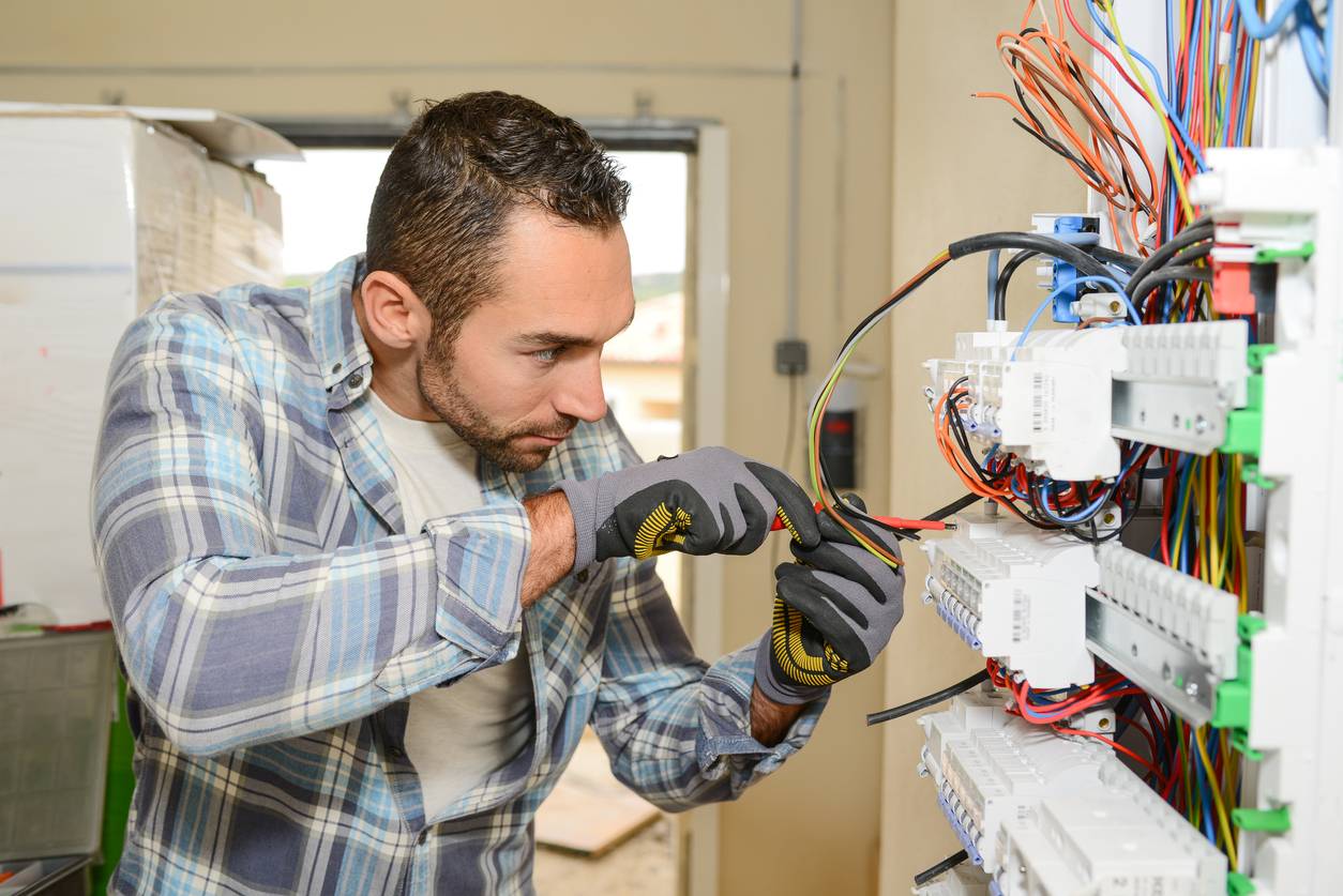 Tout savoir sur l'habilitation électrique